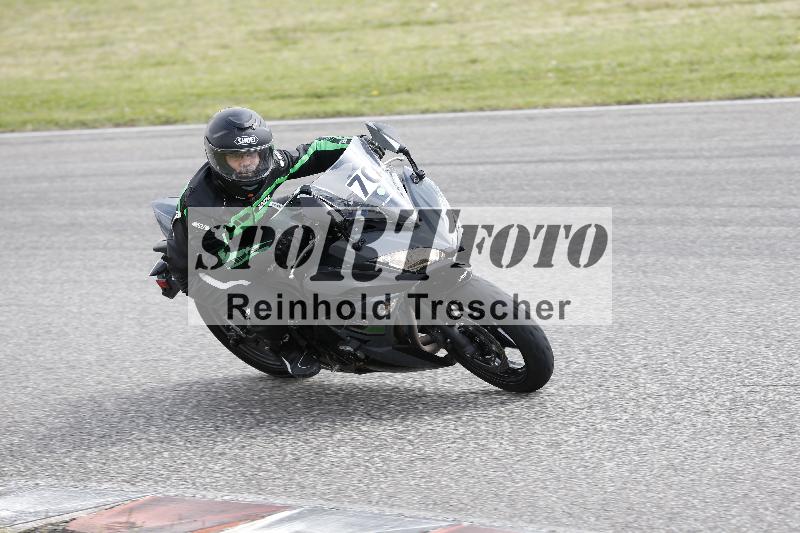 Archiv-2025/10 23.04.2025 Cornu Master School ADR/gruen-vert/70